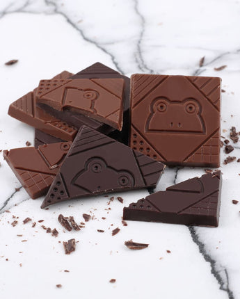 Les Chocolats des Français Gift Box • Milk & Dark Chocolate Squares