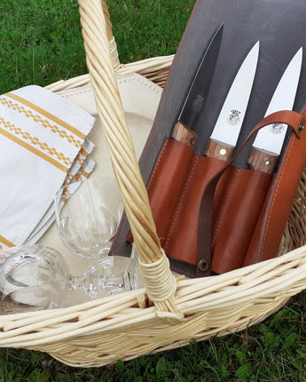 Au Nain Boucher Rosewood Steak Knives in Leather Pouch (set of 4)