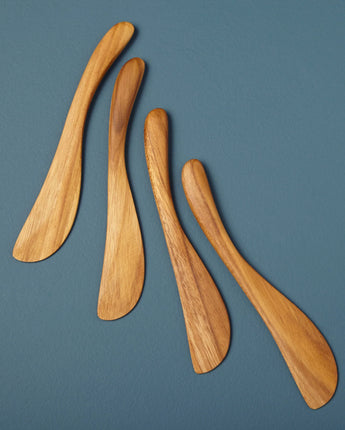 Be Home Decor Iviss Teak Spreaders, Set of 4
