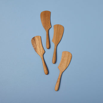 Be Home Decor Teak Wide Spreaders, Set of 4