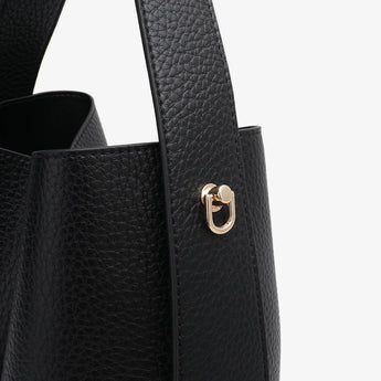 REMI/REID Paloma Shoulder Bag • Black