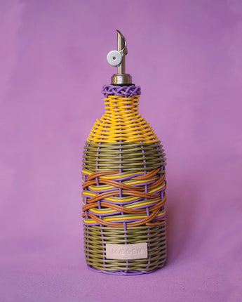 Woven Oil Pourer
