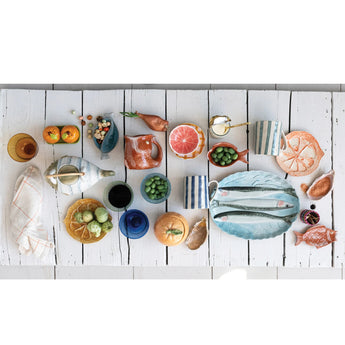 Creative Co-op Oval Stoneware Scalloped Plate with 3D Fish Image