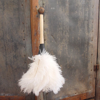 Earth & Nest • Feather Duster