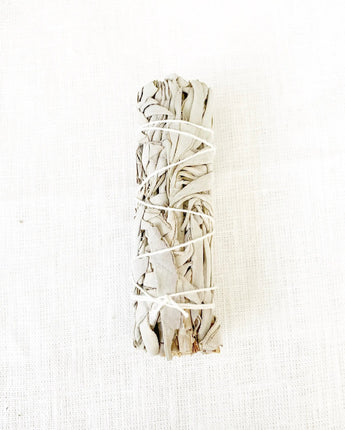 Pour Vida Sage Wand in the Raw