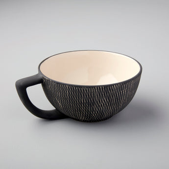 Be Home Decor Crosshatch Stoneware Latte Mug in Black